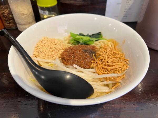 「汁なし担々麺」@自家製麺ほうきぼし 神田店の写真