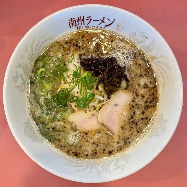 「鹿児島豚骨ラーメン（850円）」@二代目南州ラーメンの写真