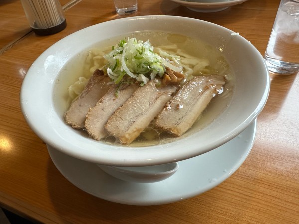 「会津山塩ラーメン　手打ち麺」@うえんで食堂の写真