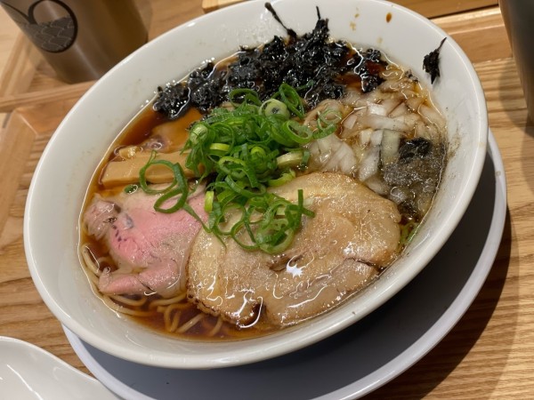 「熟成醤油のダシ中華そば」@ダシと麺 くじらの写真