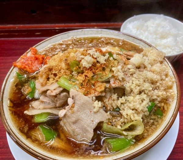 「肉めん(全部)+小ライス」@肉めん 肉めし すず気の写真