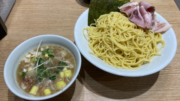 「限定 背脂塩生姜つけ麺」@一番だしラーメン しんせんの写真