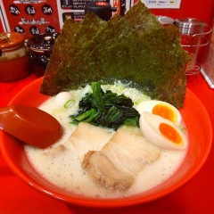 横浜家系ラーメン 赤家 中延店の画像
