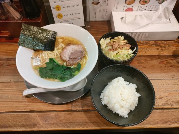 「ラーメンランチ830」@らーめん五葉 川越店の写真