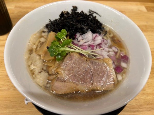 「【限定】背脂煮干しそば 1000円」@煮干しそば 麺屋 春風の写真