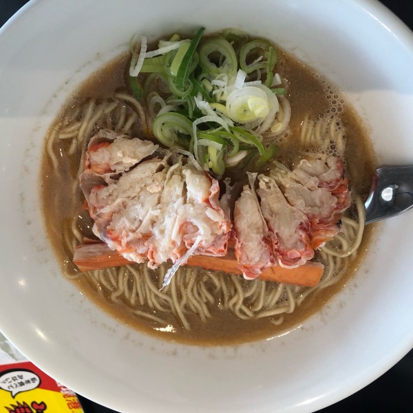 「紅ズワイガニらぁ麺カニシングル」@紅ズワイガニらぁ麺 まるはち屋の写真