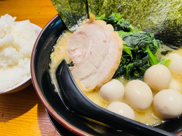 「ラーメン 他 1,230円」@横浜家系らーめん 壱賢家の写真
