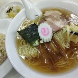 ランチ 支那そば＋半チャーハン(880)