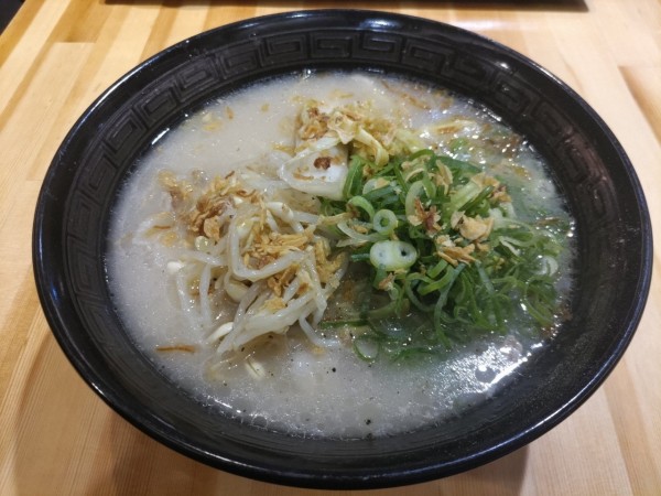 「白味カルビらーめん」@ぽど 日比谷店の写真