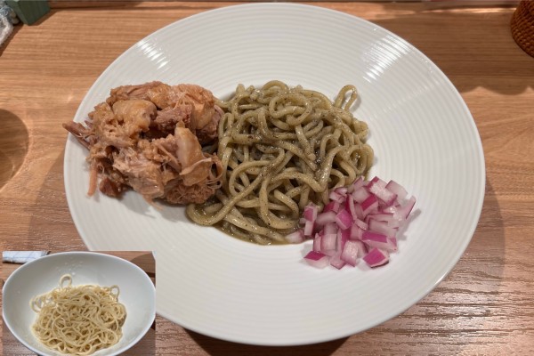 「肉にぼにぼちーの+替玉(細麺)」@煮干し Noodles Nibo Nibo Cinoの写真