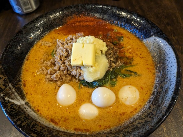 「地獄の担担麺 飢餓 Lv.2 バター うずら」@地獄の担担麺 護摩龍 五反田店の写真