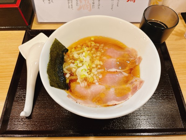 「醤油ラーメン(オレンジ)」@麺屋 最後の一滴の写真