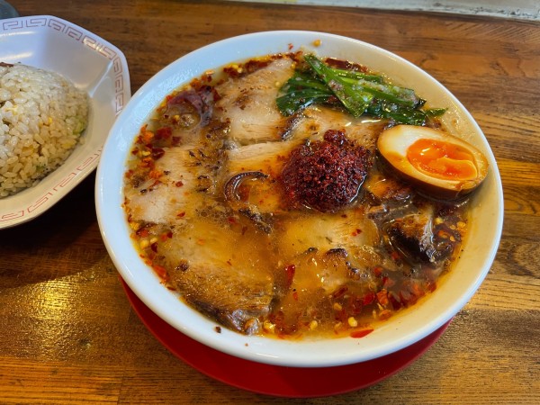 「焼豚ラーメン大辛　900」@焼豚ラーメン 三條 葛飾店の写真