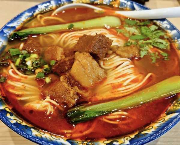 「マーラー牛肉ラーメン」@楼・蘭州拉麺の写真