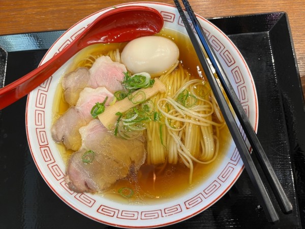 「名古屋コーチンの中華そば」@中華そば よしかわ 三井アウトレットパーク入間店の写真