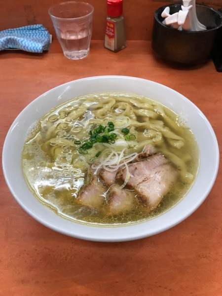 「ラーメン 950円＋麺大盛 50円」@日陰の写真
