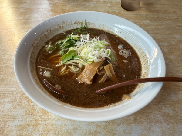 「魚こがしらーめん（並盛・200g）880円」@大らーめん 福籠の写真