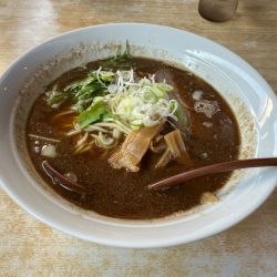 魚こがしらーめん（並盛・200g）880円