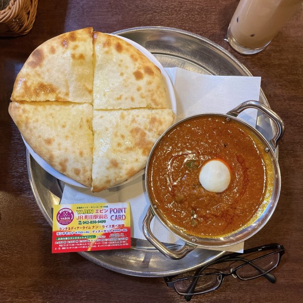 「チーズナンセット（マトンマサラカレー）」@エビン JR町田駅前店の写真