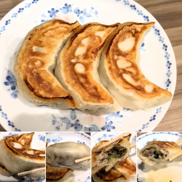 「ジャンボ餃子(3個)　580円」@開楽の写真