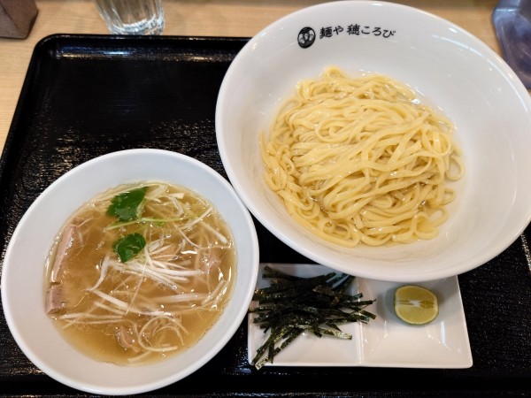 「中華つけ麺(白、麺少なめ、950円)」@麺や 穂ころびの写真