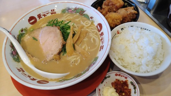 「こってり唐揚げ定食」@天下一品 八幡山店の写真