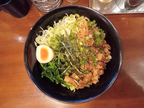 「銀家の油そば」@横浜家系ラーメン銀家 伊勢佐木町店の写真