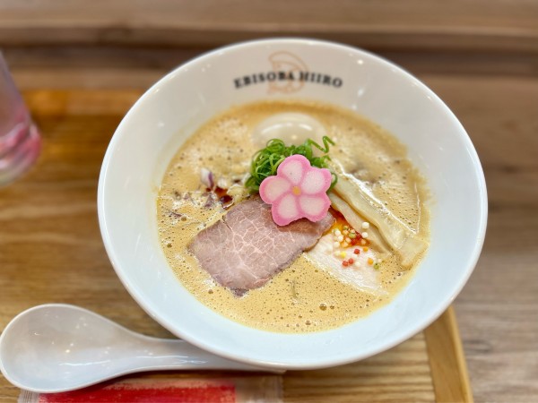 「濃厚えびそば+味玉」@えびそば 緋彩の写真