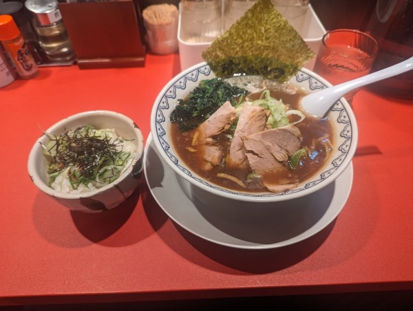 「ラーメンセット」@東京豚骨拉麺 ばんから 大森店の写真