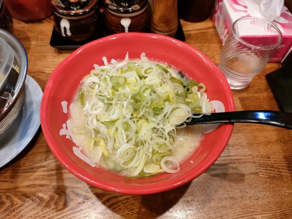 「百歩ラーメン　固め　800」@百歩ラーメン 川越店の写真