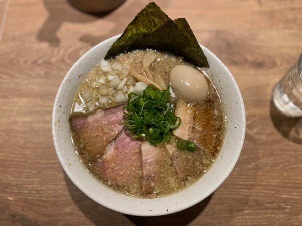 「特製背脂中華そば ¥1280」@R+の写真