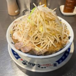 ラーメン並➕チャーシュー