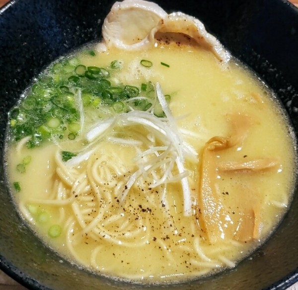 「鶏そば 900円」@鶏そば炭や 常総店の写真