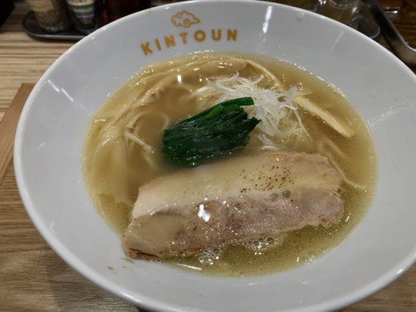 「こく旨醤油ら〜めん」@ら～めん きんとうんの写真