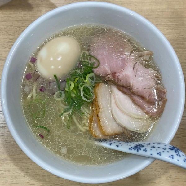 「特製中華そば 塩 ¥1,080」@貝麺みかわの写真