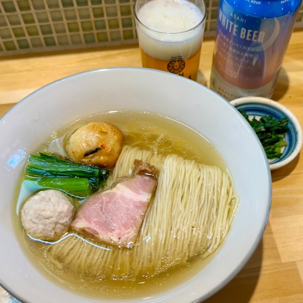 「塩 中華そば＋缶ビール」@猫と月の写真