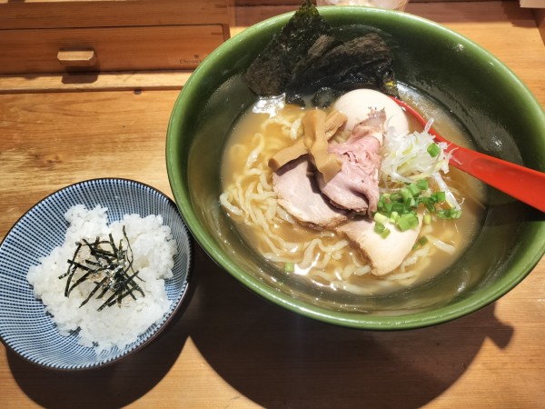 「特製焼きあご塩らー麺お茶漬セット」@焼きあご塩らー麺 たかはし 上野店の写真