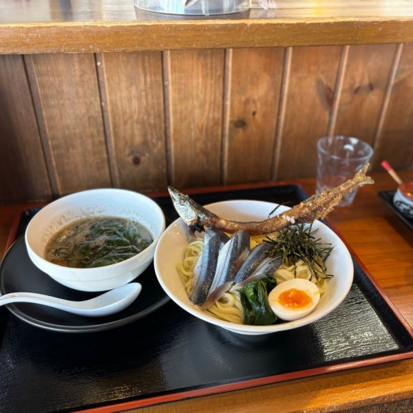 「2023酢〆秋刀魚の煮干ゆず甘つけ麺」@麺創 なな家の写真