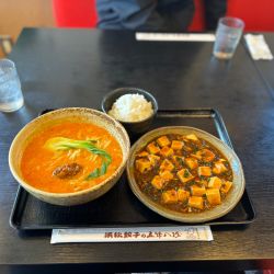 本格ピリ辛マーボー豆腐とらーめんのセット