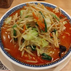 辛豚骨タンメン（期間限定）