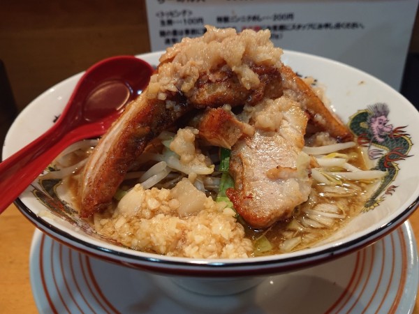 「らーめん肉まし(ニンニク ヤサイ アブラ)」@スタ麺 あひるの写真