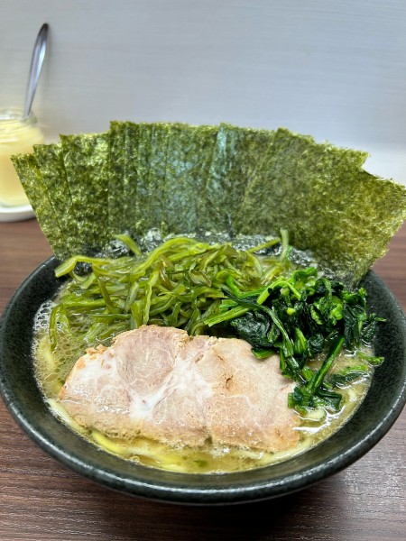 「のりラーメン　950円」@川崎家 榎町店の写真