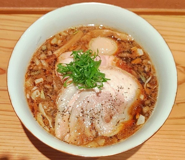 「ニボブタブラック」@らぁめん鴇の写真