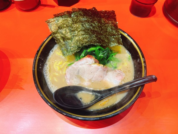 「らーめん(並)」@麺家 よし川の写真