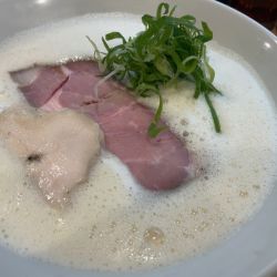 泡系鶏白湯SOBA950円