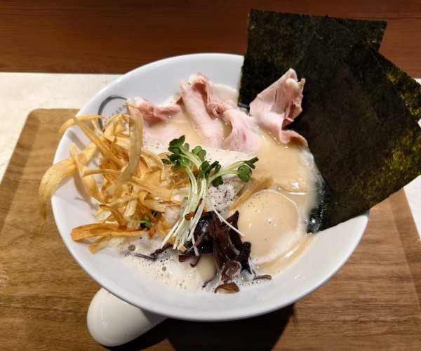 「特製鶏白湯そば(塩、1050円)」@MAGARAの写真