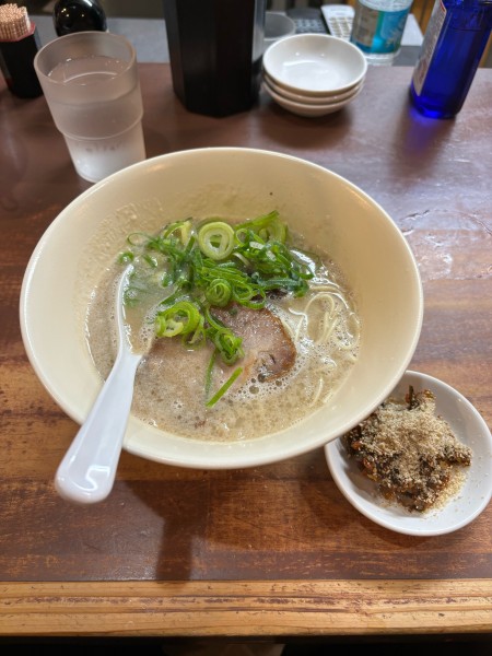 「博多豚骨ラーメン」@幸心堂の写真