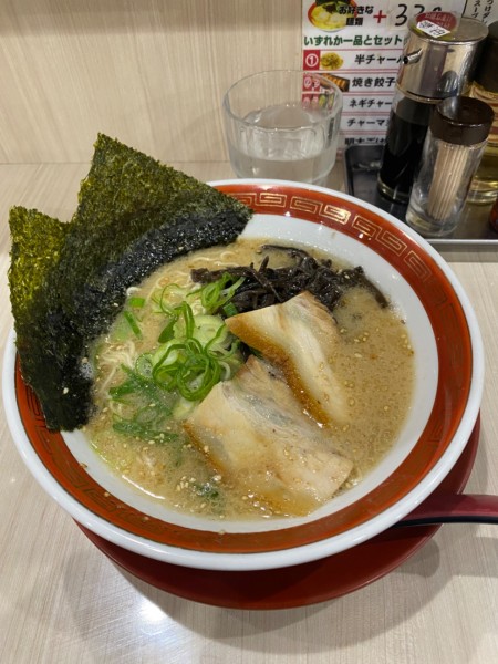 「白とんこつ」@博多ラーメン いち福の写真