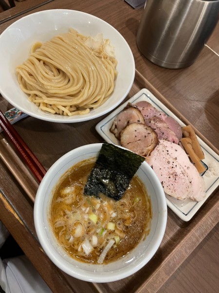 「三種のチャーシューつけめん+替えあつ」@つけめん さなだの写真