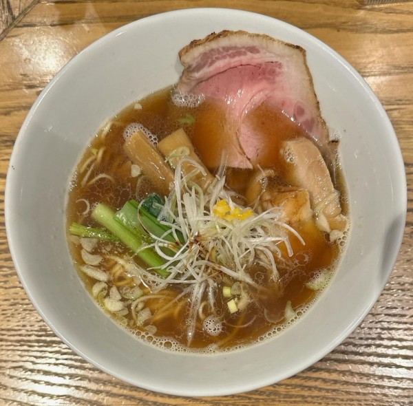 「醤油中華そば」@中華そば べぃしっくの写真